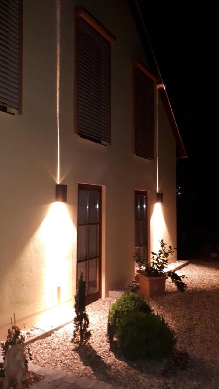 Hausner'S Hotel- Studio Apartments Altenstadt an der Waldnaab Bagian luar foto